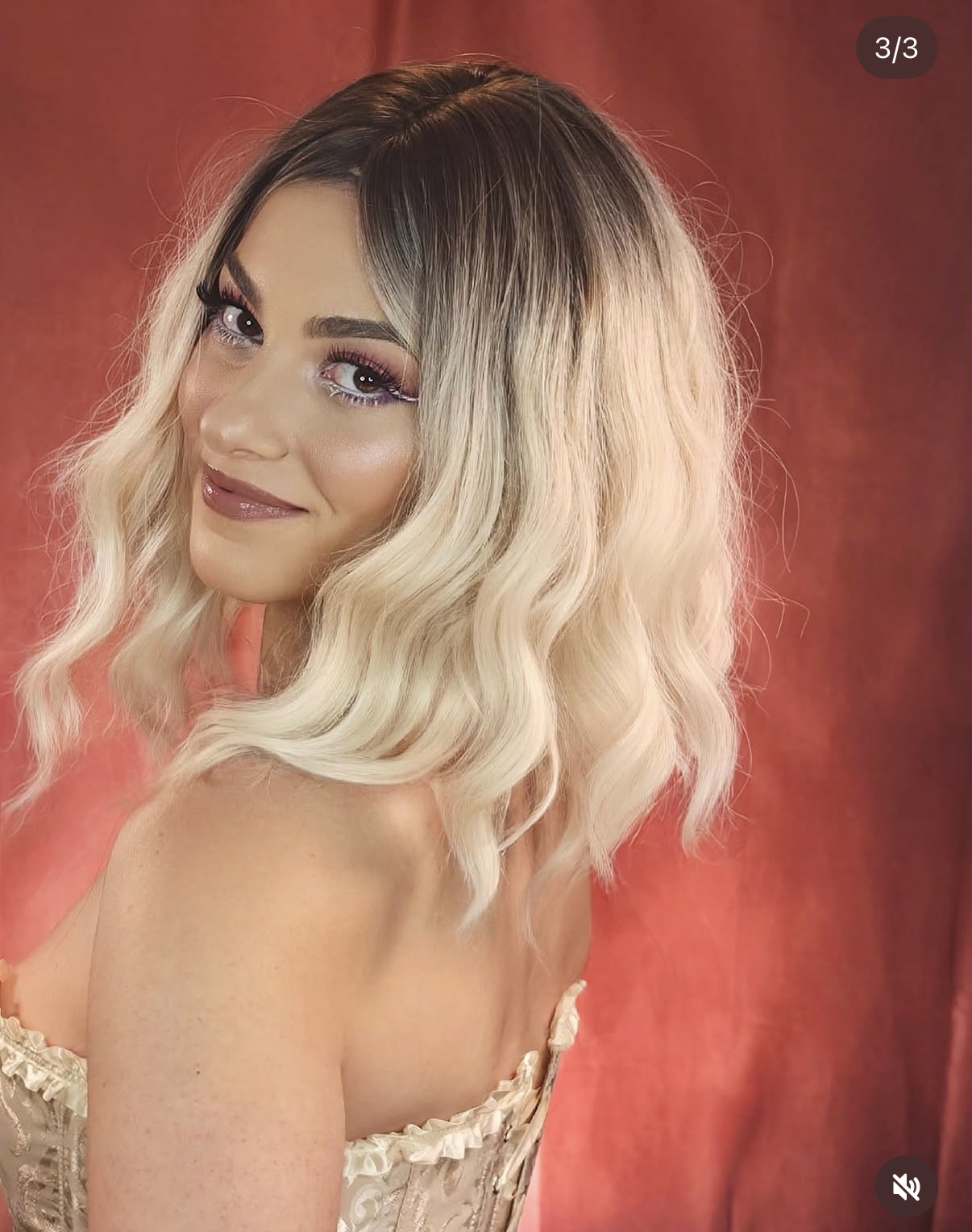 Blonde romance makeup by Julieta Karapetyan